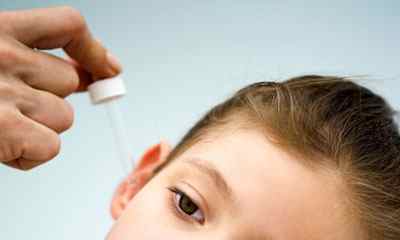 Як капати Диоксидин в вухо при отиті у дітей і дорослих