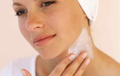 Як позбутися від зморшок на шиї в домашніх умовах? Кращі способи боротьби зі складками на шкірі