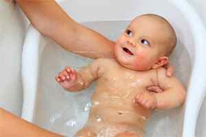 Як правильно зібрати кал на аналіз у немовляти? - Інструкція