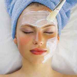 Як використовувати крохмаль від зморшок в домашніх умовах? Рецепти масок проти старіння шкіри