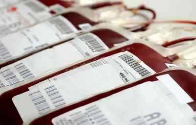Яка група крові на переливання підходить всім