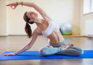 Йога при опущенні матки: ефективні вправи