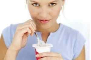 Йогурт при гастриті: користь, як вживати при різних формах хвороби