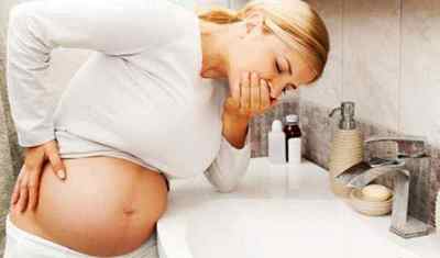 Загострення гастриту при вагітності: причини, симптоми, лікування, дієта