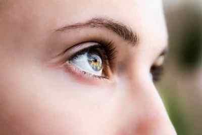Жировики на очах або століттях: як позбутися, причини появи, лікування, способи видалення